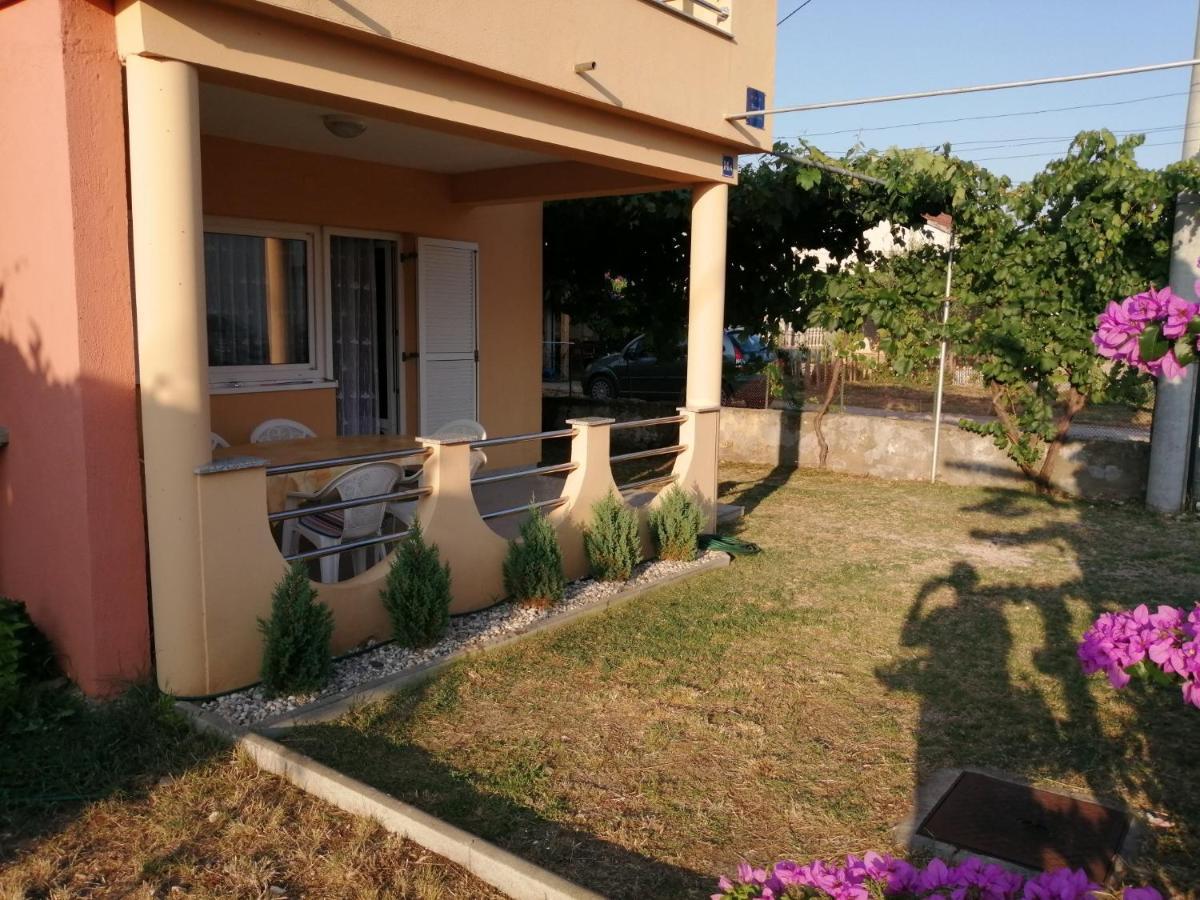 Marina Apartment Биоград на Мору Екстериор снимка