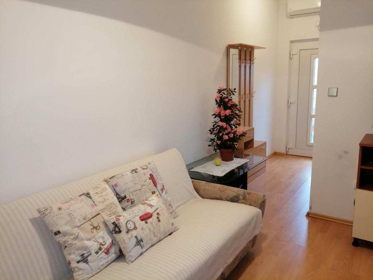 Marina Apartment Биоград на Мору Екстериор снимка