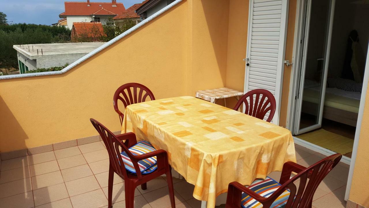 Marina Apartment Биоград на Мору Екстериор снимка