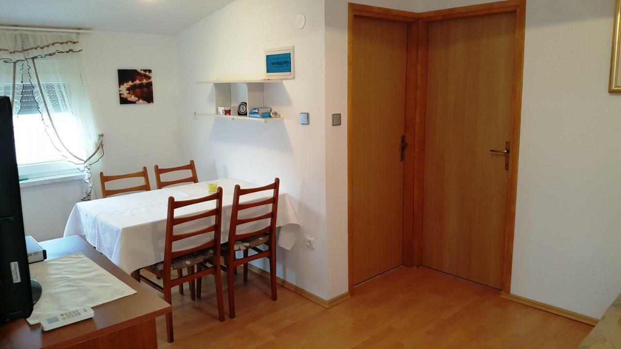 Marina Apartment Биоград на Мору Екстериор снимка